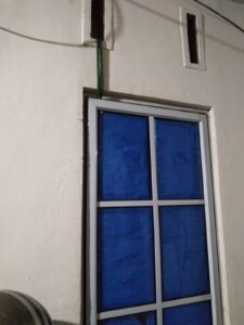 Baru Beberapa Hari Antar Buah Ke Orang Tuanya, R  Ditemukan  Tewas Tergantung di Dalam Kamar Kos