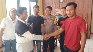 Kericuhan Antar Taksi Online dan Taksi Plat Hitam di Pelabuhan Batam Center Berakhir Damai