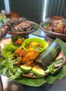 Pencinta Kuliner Wajib Cobain ! Masakan Khas Sunda Boboko Euis Hadir di Kota Batam