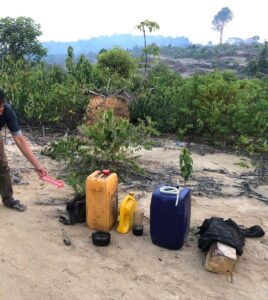 Hutan Dikawasan KKOP Bandara Hang Nadim Ludes Terbakar, Polisi Temukan Barang Yang Dicurigai Sebagai Berikut
