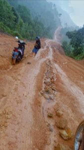 Banyak Makan Korban, Jalan Rusak di Dusun Serteh Lingga Minim Perhatian Pemerintah Provinsi Kepri