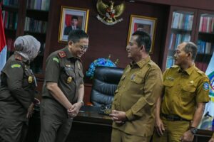 Gubernur Ansar Bersilaturahmi dengan Kajati Kepri, Siap Lanjutkan Kolaborasi