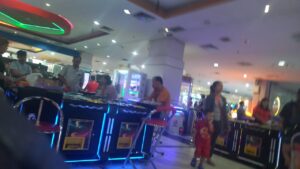 Pengunjung BCS Padati Game Zone Hokky Bear, Diduga Terindikasi Judi