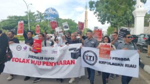 SMSI Kepri Tegaskan Kebebasan Pers Dalam Orasi Tolak RUU Penyiaran