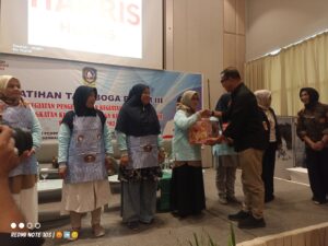 100 Ibu – Ibu Ikuti Kegiatan Yang di Adakan Dinas DP3AP2KB Kepri