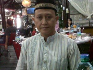 Tiga Poin Penting Rapat Paripurna DPRD Provinsi Kepri dalam Pandangan Doktor Politik Unri