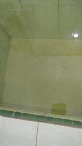 Warga Tiban Koperasi Keluhkan Air Batam Hilir  Tidak Jernih   Bikin Baju Putih  Jadi Kuning Saat Di Cuci