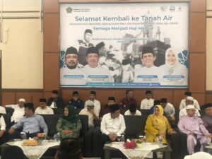 448 Jamaah Haji Kloter Pertama Debarkasi Batam Tiba Dengan Selamat