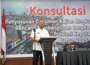 Sekdaprov Adi Buka Konsultasi Publik II KLHS RPJPD Kepulauan Riau 2025-2045