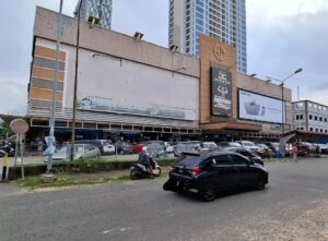 iPhone 16 Pro Max  Beredar di Lucky  Plaza  Batam, Menteri Perindustrian: itu Ilegal