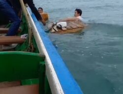 Boat Pemancing Terbalik di Tanjung Pinggir, Dua Orang Berhasil Diselamatkan