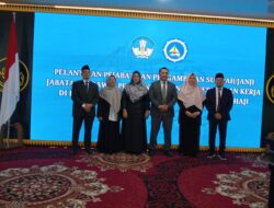 Rektor UMRAH Lantik Dekan Baru Demi Kemajuan Kampus