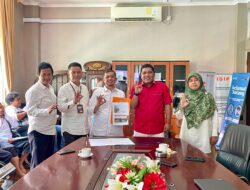 FISIP UMRAH Lakukan Serah Terima Jabatan Dekan