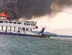 Kapal Roro Rute Batam-Tanjung Uban Terbakar