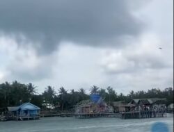 Angin Puting Beliung Terjang Pulau Aweng, Atap Rumah Warga Terangkat