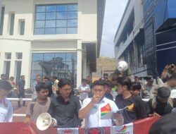 Masa Aksi Demontrasi Terkait Dana CSR Bank Riau Kepri Ricuh