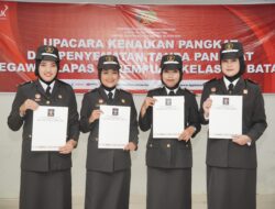 Upacara Penyematan Kenaikan Tanda Pangkat Kepada 4 Pegawai Lapas Perempuan Batam