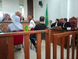 Sidang Terdakwa Maulana Rifai Kembali Digelar, Saksi: Tak Sangka Anak Angkat Setega Ini