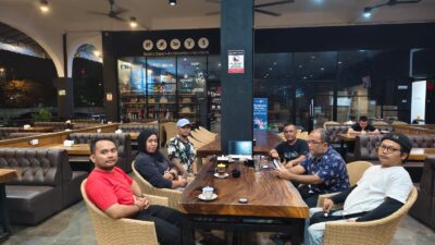 IWO Pusat Terbitkan SK Pengurus IWO Batam