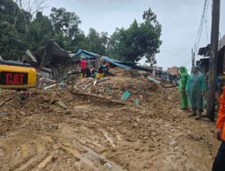 Gubernur Ansar Tinjau Langsung Lokasi Longsor di Tiban Koperasi Batam