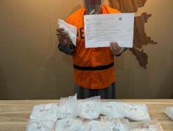 Tergiur Upah Besar, Nelayan dan Buruh Tani Coba Selundupkan 7 Kg Sabu dalam Koper Pakaian