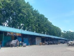 Pedagang Pasar Angkasa Geram, Parkiran Pengunjung First Club Ganggu Pedagang