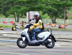 Honda CUV e: RoadSync Duo dengan Fitur Reverse Assist