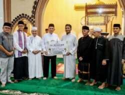 Gubernur Ansar Safari Ramadhan di Masjid Jami Al Muflihun, Pererat Silaturahmi, Wujudkan Kepedulian