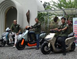 Tiga Juara Modifikasi Hadirkan Karya Perdana pada Motor Listrik Honda