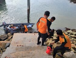 Satu dari Tiga Bersaudara Pemancing Tewas Diterjang Pasang Laut Tanjung Sengkuang