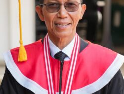 Resmi Menyandang Gelar Doktor di IPDN, Amsakar Achmad beri Pesan Inspiratif