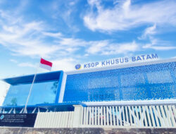 Mesin Mati di Tengah Laut, MV Oceanna 1 Dievakuasi — KSOP Pastikan Seluruh Penumpang Selamat”