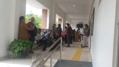 Sidang Penganiayaan ART Diundur hingga Sore Hari, Warga NTT Mengaku Kecewa