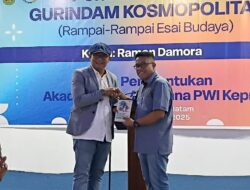 “Gurindam Kosmopolitan” Diluncurkan: Ramon Damora Dapat Dukungan Penuh, PWI Kepri Bentuk Akademi Raja Ali Kelana