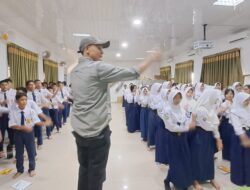 Gelar Workshop Literasi dan Pelatihan Jurnalistik di SMPN 52, Ketua PWI Batam beri Pesan Spesial