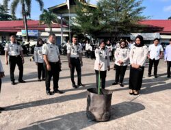 LPP Batam Musnahkan Barang Bukti Hasil Penggeledahan Kamar WBP Sebagai Upaya Peningkatan Keamanan