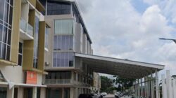 Pejabat Terkait Bungkam dan Saling Lempar Terkait IMB Ruko dan Kanopi Permanen di Kawasan Taman Golf Sukajadi 3