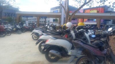 Pihak K-Square Mall Benarkan Jadikan Lahan Hijau sebagai Area Parkir Gratis Bagi Pengunjung