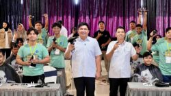 Terus Lahirkan Wirausaha Muda, Bupati Roby Buka Pelatihan Keahlian Barber