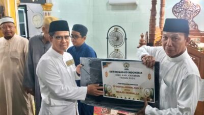 Bupati Iskandarsyah Buka Safari Ramadan 1447 H di Meral, Ajak Warga Raih Derajat Takwa
