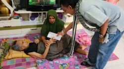 Ketua DPD GRIB JAYA Kepuluan Riau Salurkan Zakat Mal Untuk Lansia di Tanjung Riau
