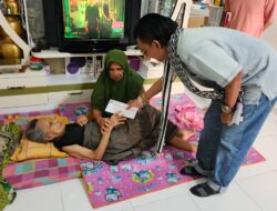 Ketua DPD GRIB JAYA Kepuluan Riau Salurkan Zakat Mal Untuk Lansia di Tanjung Riau