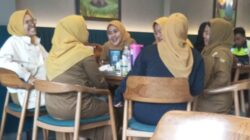 ‎GEGER! Bataminfo Dituding Jadi ‘Media Pesanan’ Usai Bongkar Oknum Guru SMPN 56 Nongkrong di Jam Kerja, Pimpinan: Kami Lapor Balik!