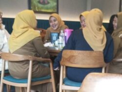 ‎GEGER! Bataminfo Dituding Jadi ‘Media Pesanan’ Usai Bongkar Oknum Guru SMPN 56 Nongkrong di Jam Kerja, Pimpinan: Kami Lapor Balik!