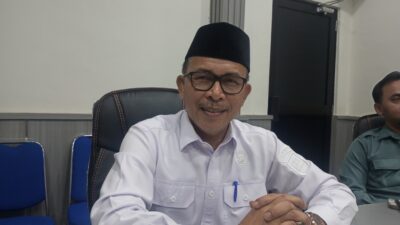 ‎Kadisdik Batam Sampaikan Permohonan Maaf Terkait Foto Viral ASN di Kafe, Tegaskan Tak Ada Intervensi Berita