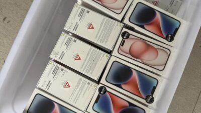 Bea Cukai Batam Gagalkan Penyelundupan Ratusan Iphone Senilai RP  3.76 Miliar