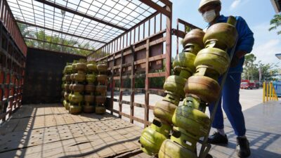 Pertamina Patra Niaga Regional Sumbagut Pastikan Penyaluran LPG 3 Kg Tetap Optimal Selama Periode Libur Panjang Kenaikan Yesus Kristus