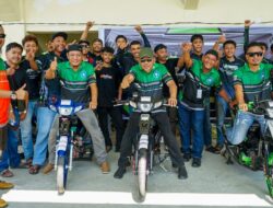 Wabup Rocky Marciano Baowle foto bersama diatas motor pembalap Speed Fast 2026