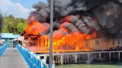 Dua Rumah di Senayang Lingga Ludes Terbakar, Kerugian Ditaksir Ratusan Juta Rupiah