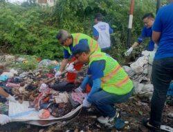 Menyambut HUT Ke-25, Partai Demokrat Batam Gelar Aksi Bersih-Bersih di Sagulung